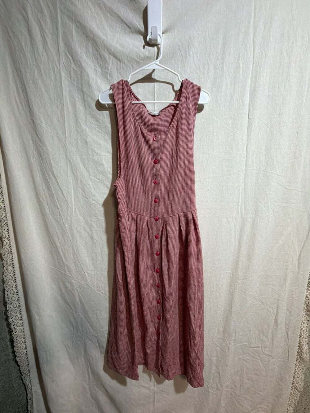 FADS Vintage Red Gingham Sleeveless Button-Down Midi Dress